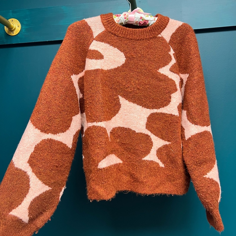 Storia Women's Sweater in Rust and Pink